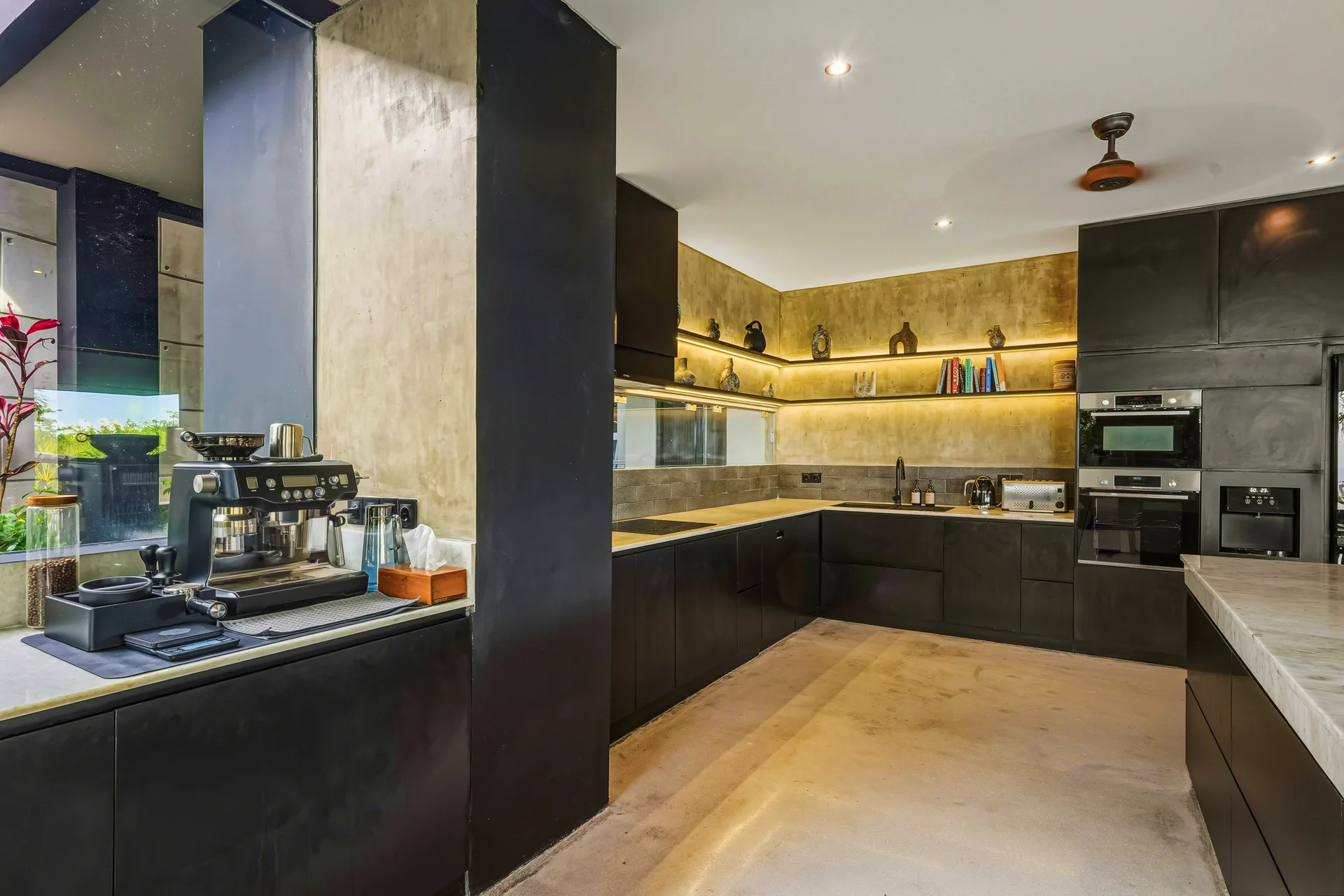 Kitchen photo